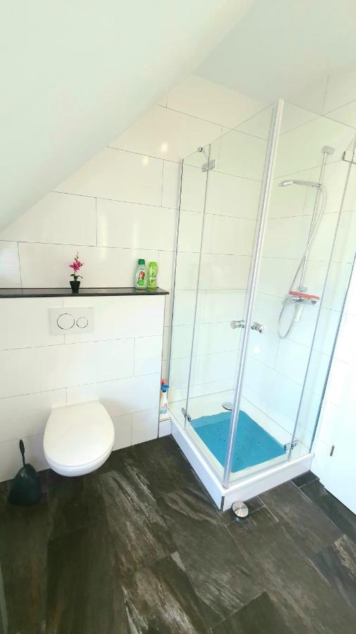 Frankes City Sleep Apartment, 6 Einzelbetten Velbert Bagian luar foto