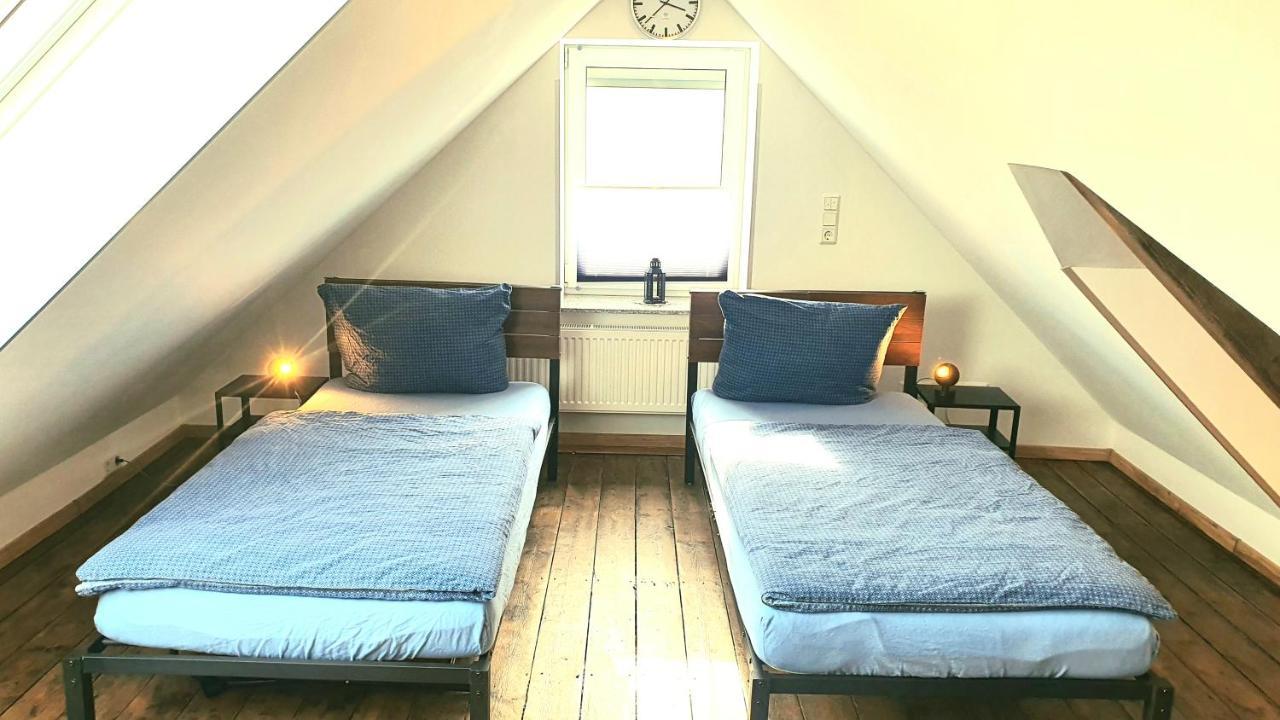 Frankes City Sleep Apartment, 6 Einzelbetten Velbert Bagian luar foto