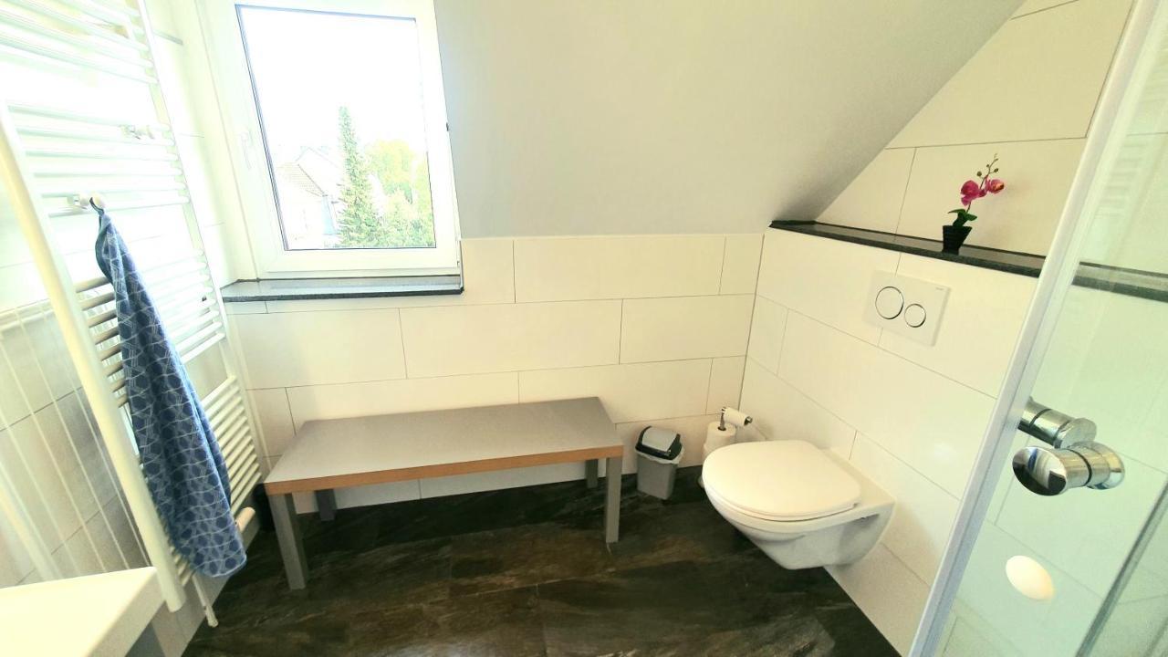 Frankes City Sleep Apartment, 6 Einzelbetten Velbert Bagian luar foto